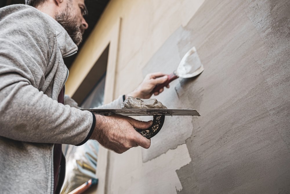 Onze stukadoors bieden pleisterwerk in Heerlen met 10 procent korting. Hier zie je het resultaat als wij een muur stucen.